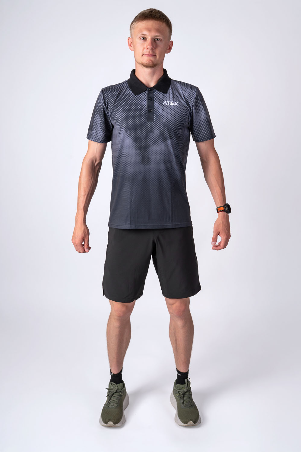 Sportovní triko s límečkem