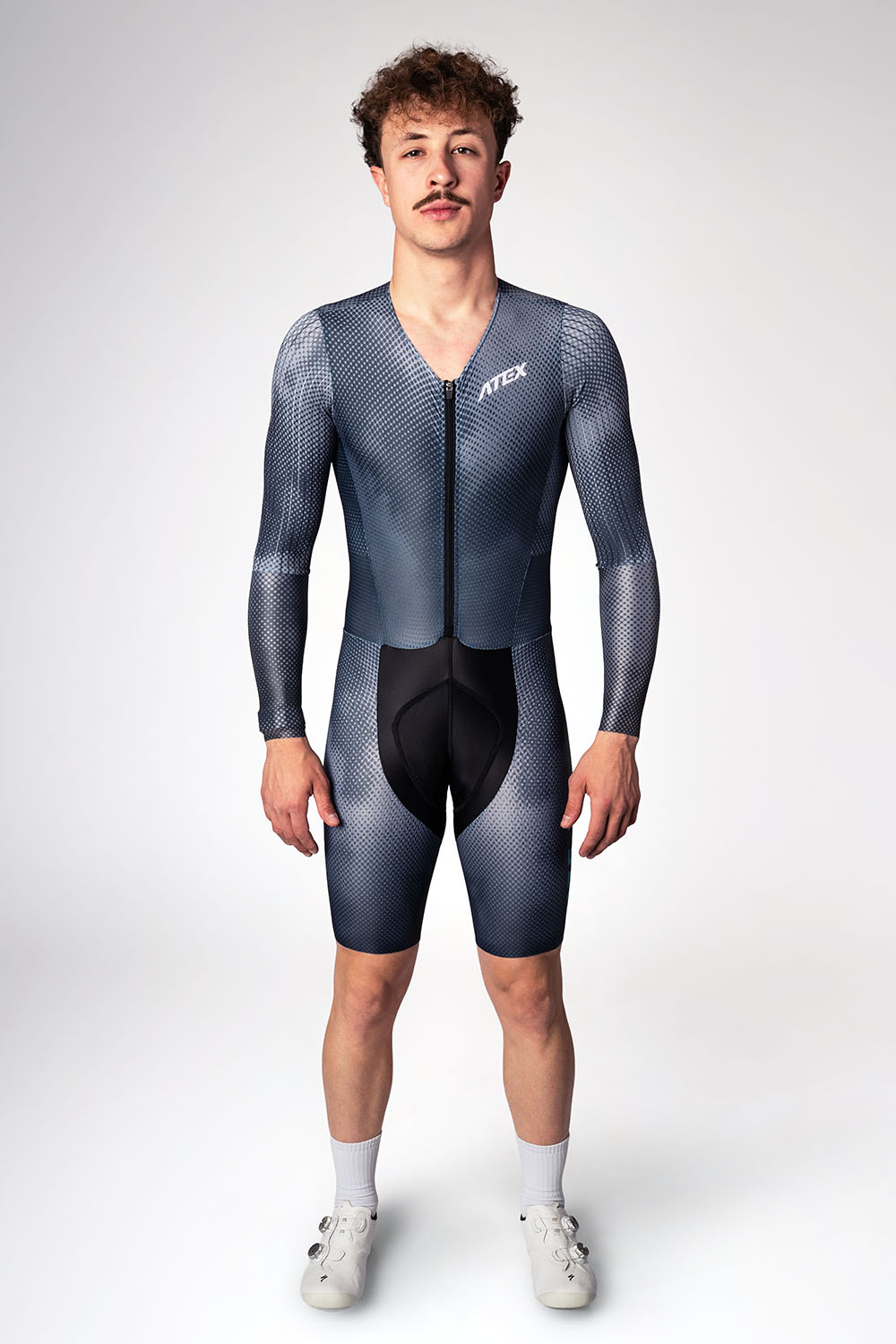 Long-sleeved time trial cycling skinsuit