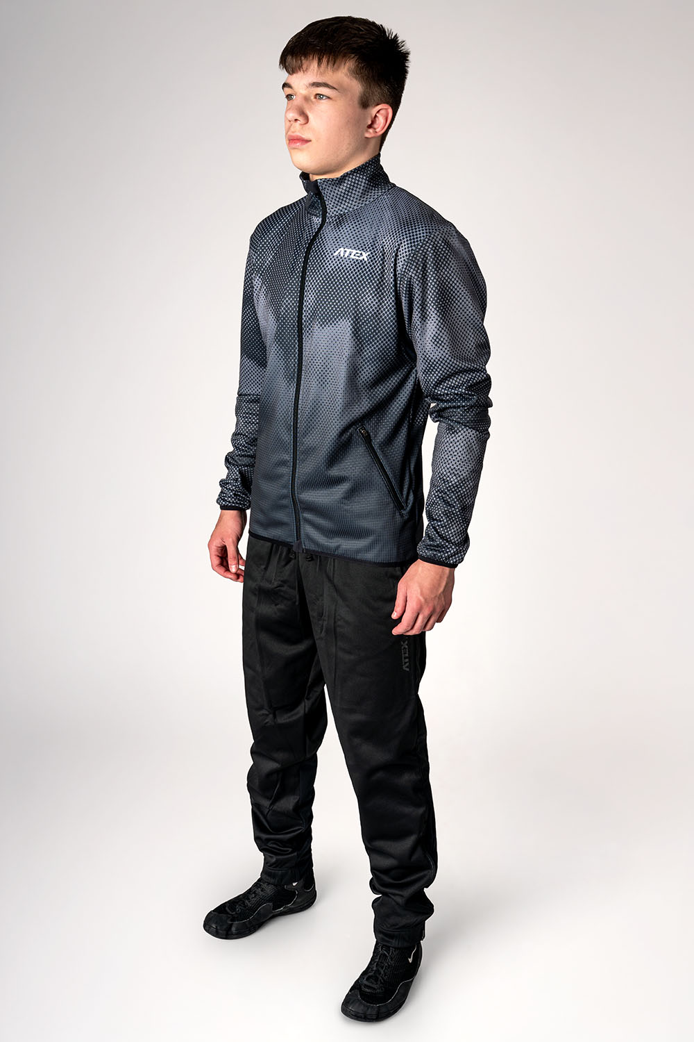 Sports sweatshirt, zippered pockets